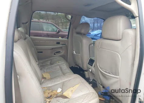 2004 Cadillac Escalade Ext Standard z USA, uszkodzony, nr VIN 3GYEK62N94G297857